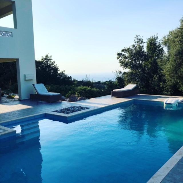 Kyparissia De Wandelboom Vrises (Kiparissia) Exterior foto