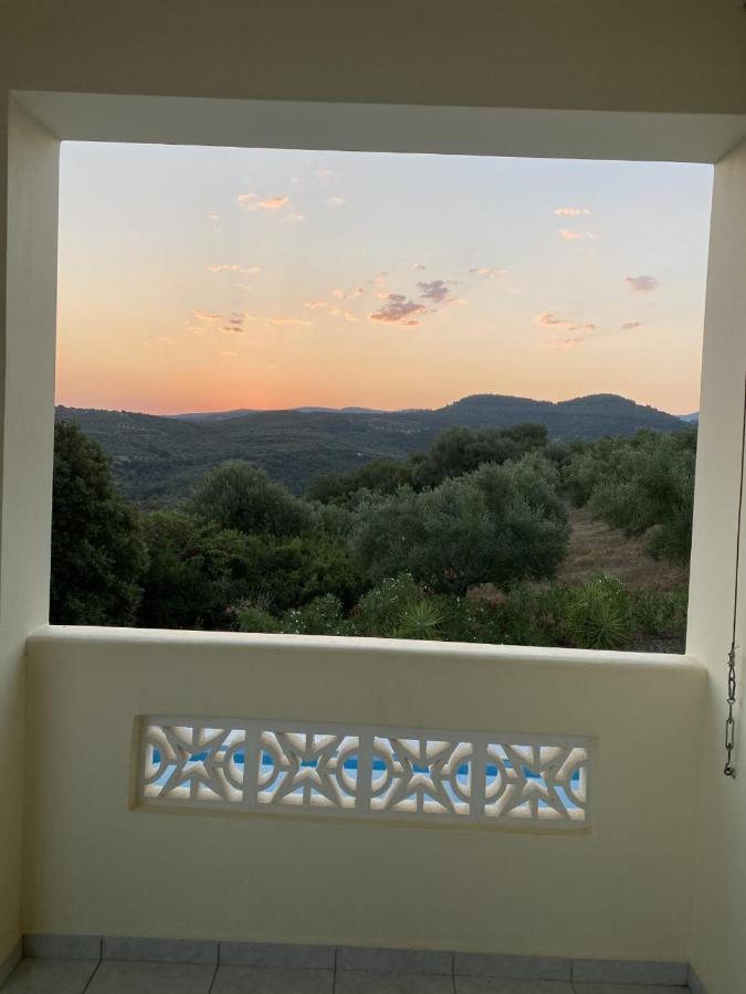 Kyparissia De Wandelboom Vrises (Kiparissia) Exterior foto